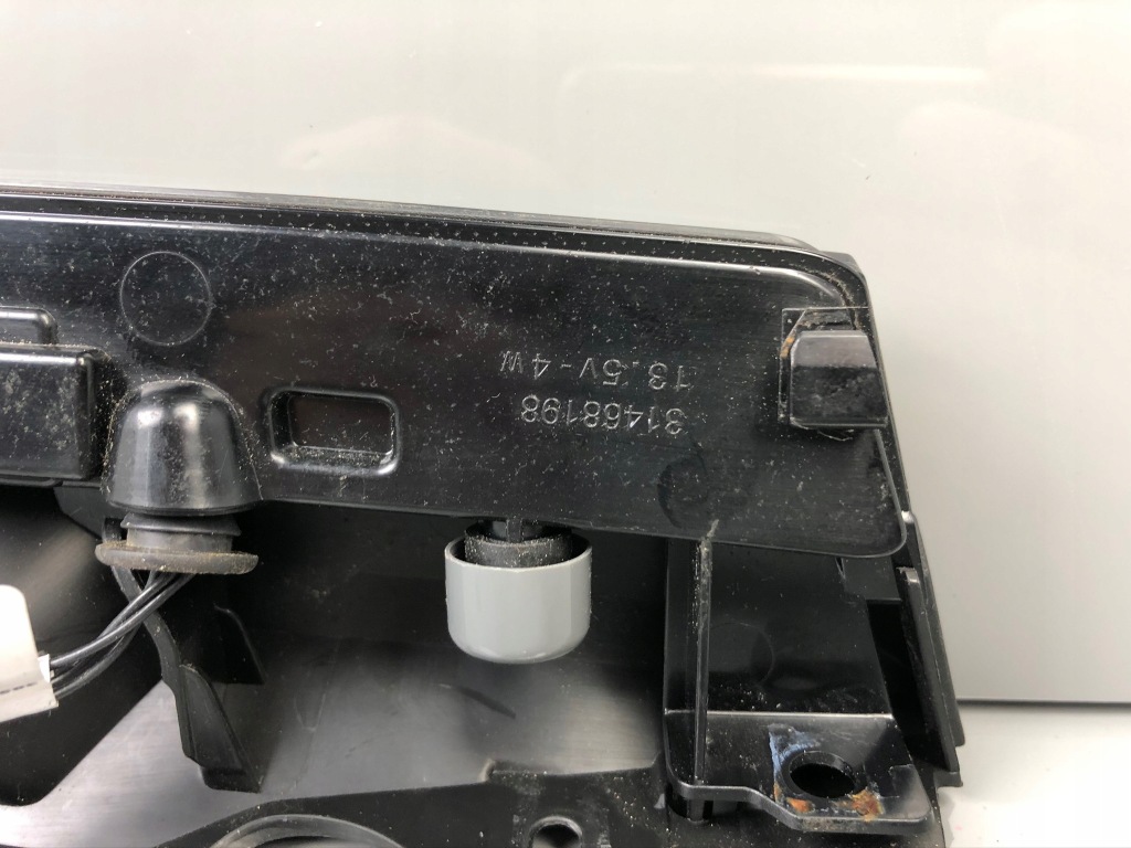 фото №3, Третій світло стоп volvo v60 ii 31468198