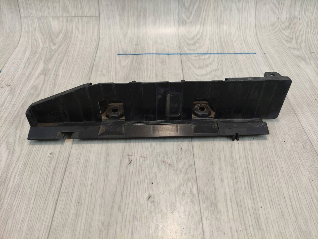 фото №5, Audi a4 b6 кронштейн кронштейн аккумулятор 8e0805213b