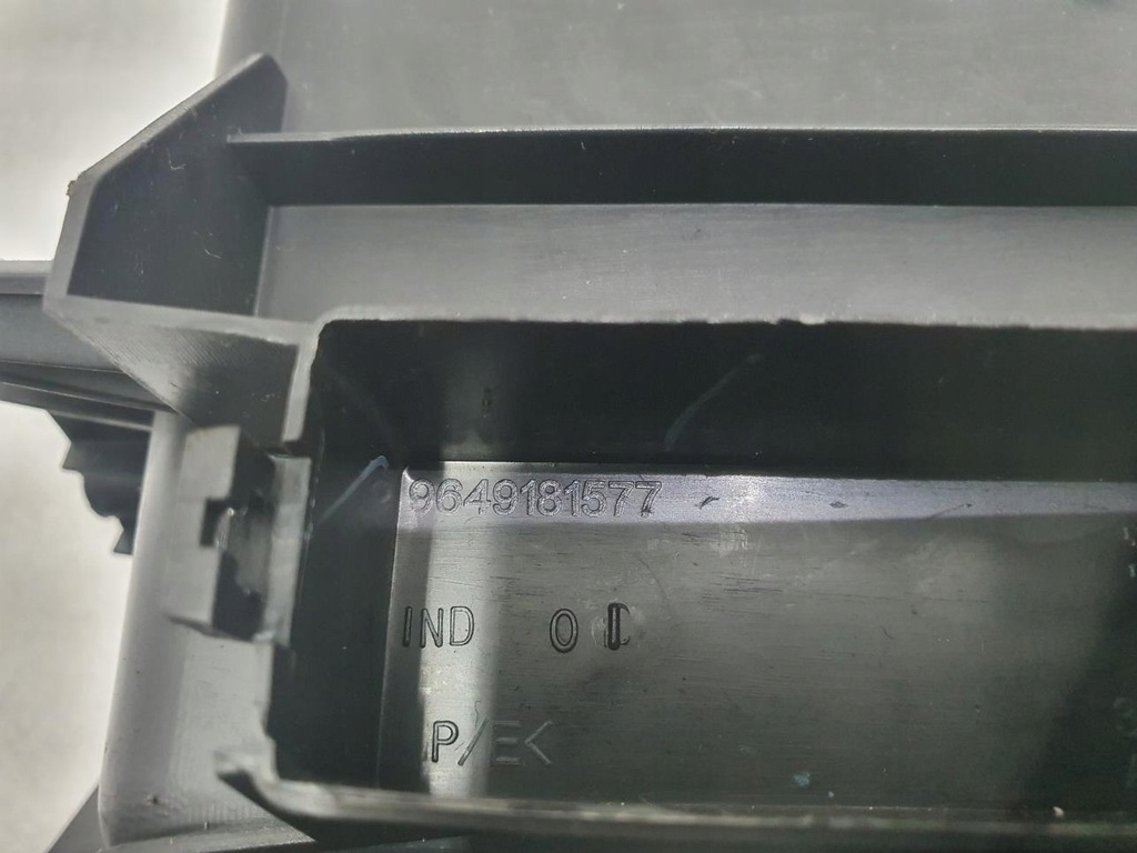 фото №8, Бардачок панелі водія peugeot 407 9649181577