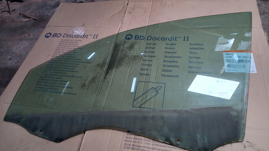 фото №2, Стекло левый перед renault megane ii 04r