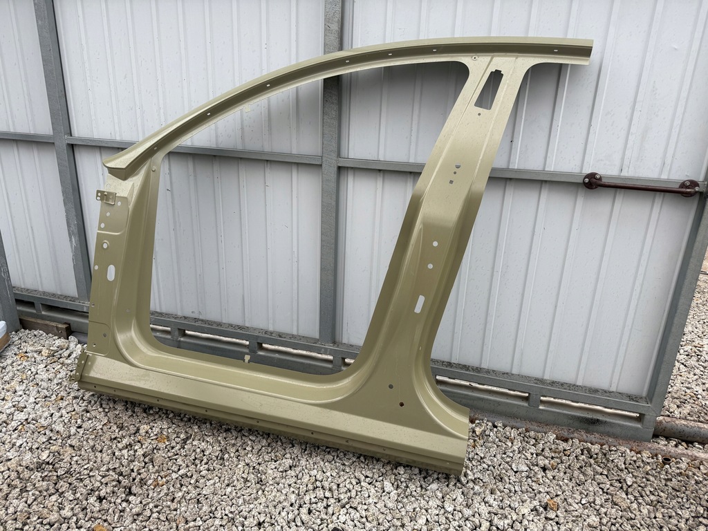 фото №3, Tesla model y лівий поріг блок двигуна обшивка