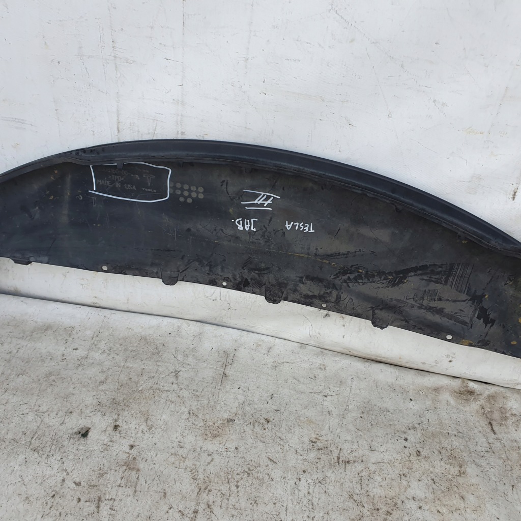 Накладка бампера перед tesla s Доставка