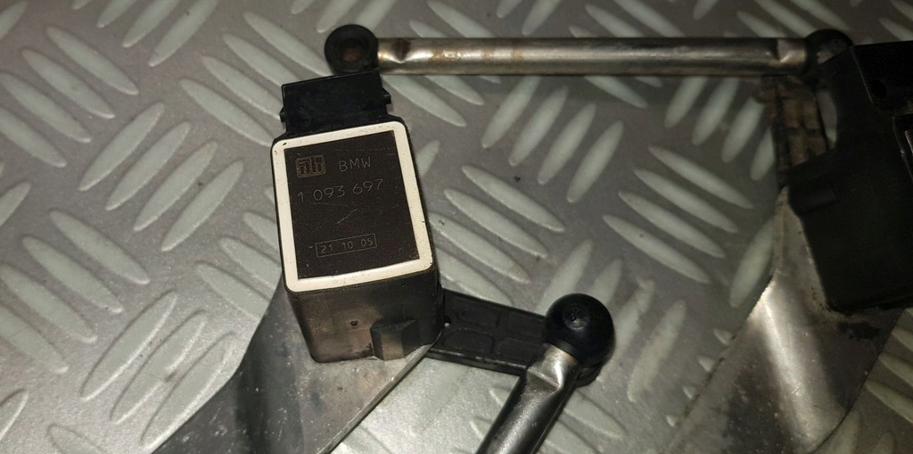 фото №5, Bmw e60 e61 e63 датчик уровня лампа xen выравнивание света перед 1093697