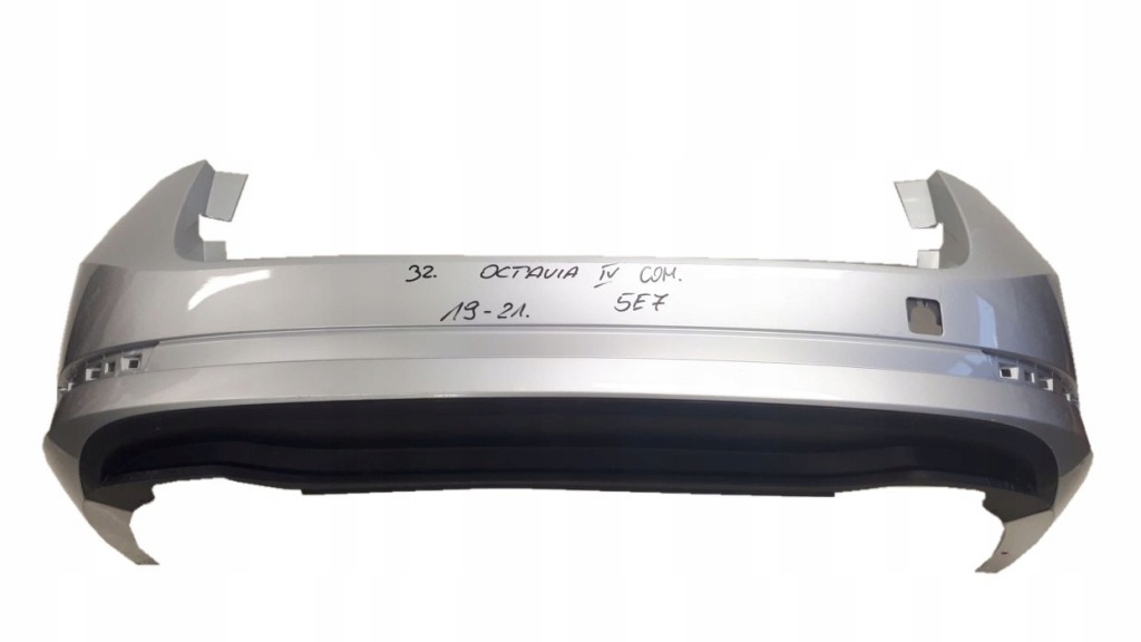 фото №1, Skoda octavia iv 5e7 kombi бампер задняя