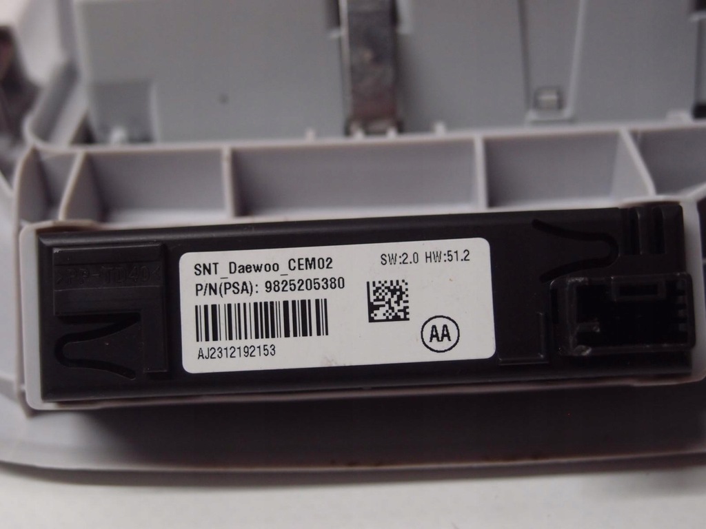 фото №10, Лампа потолочный opel crossland 39194309