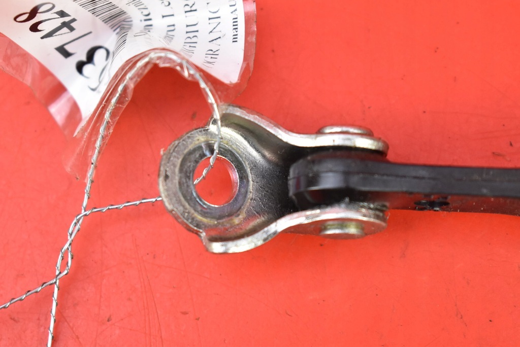 фото №4, Ограничитель дверь правый перед subaru legacy v 10r