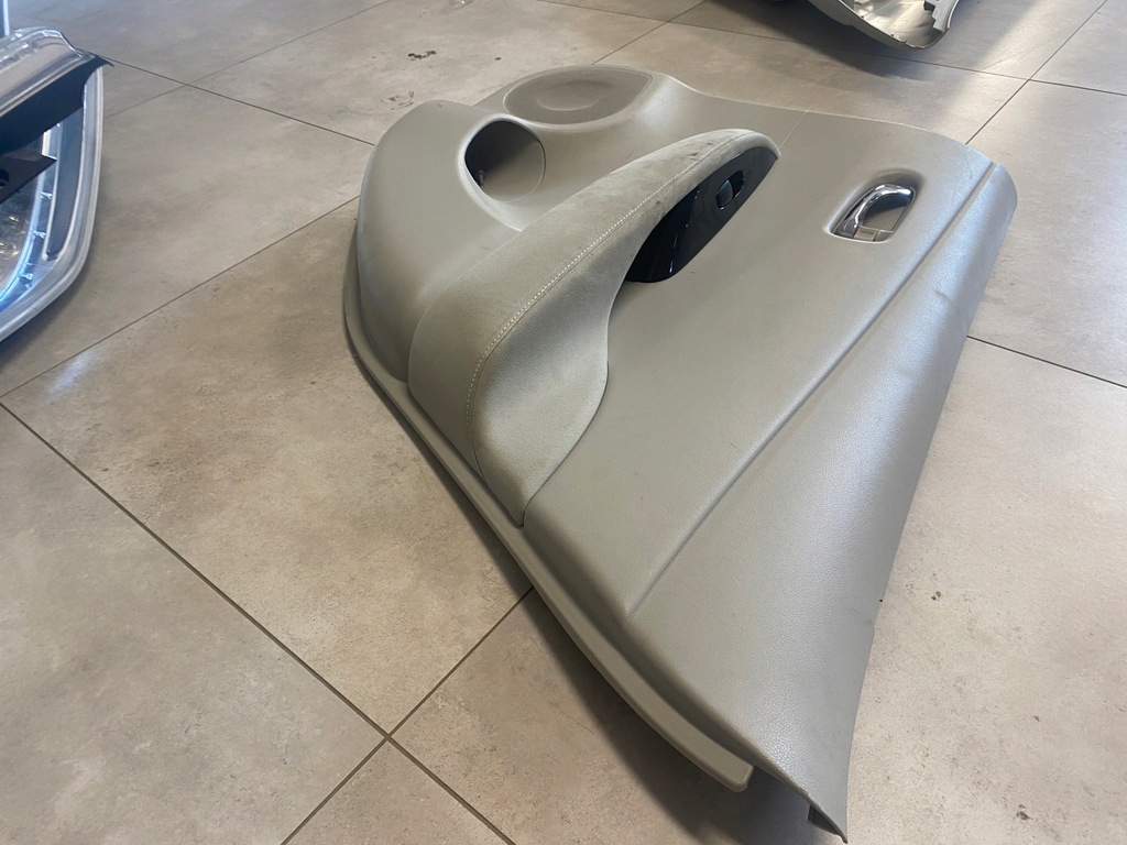 фото №13, Nissan leaf i обшивки обивка дверь комплект