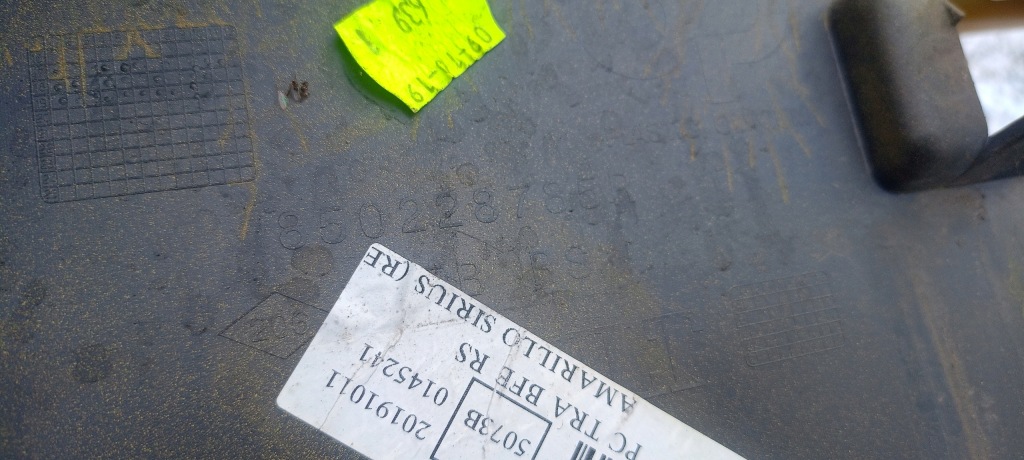 Бампер задні задній renault megane iv 4 rs 850228785r оригінал Оригінал