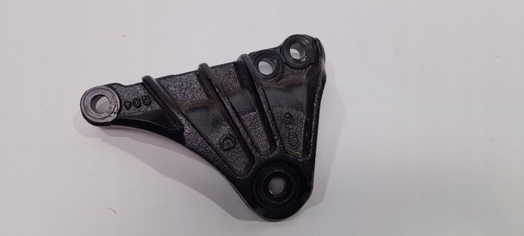 фото №1, Кронштейн подушка двигателя hyundai tucson 1.6 gdi