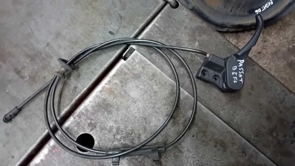 фото №1, Passat b5 fl трос тяга рычаг открывания капот