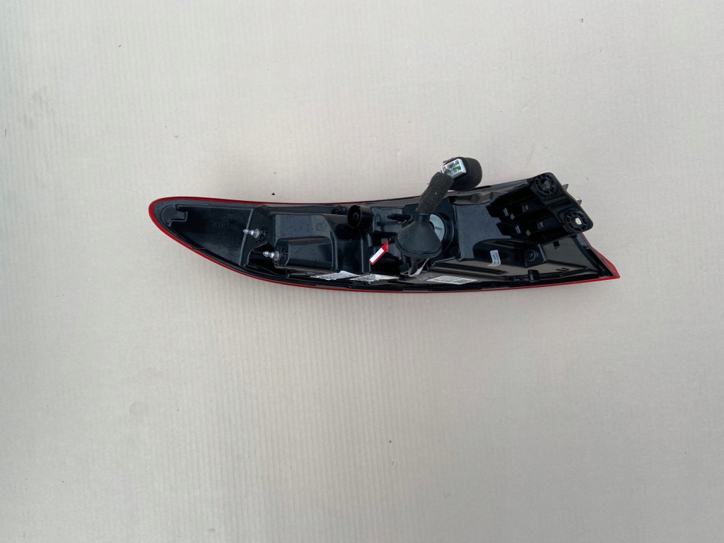 фото №2, Kia proceed pro ceed 19-21 led лампа права задня