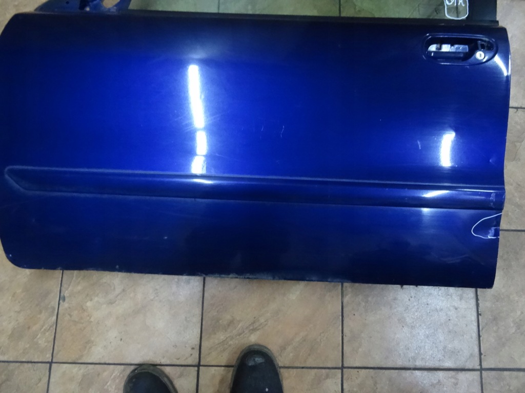 фото №4, Volvo v40 1.9dci 03' молдинг лівий перед