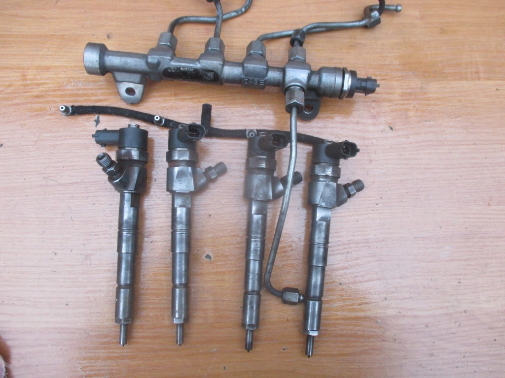 Молдинг упорскування 0445214221 opel insignia 2.0 cdti замінює 0445214199 в Україні