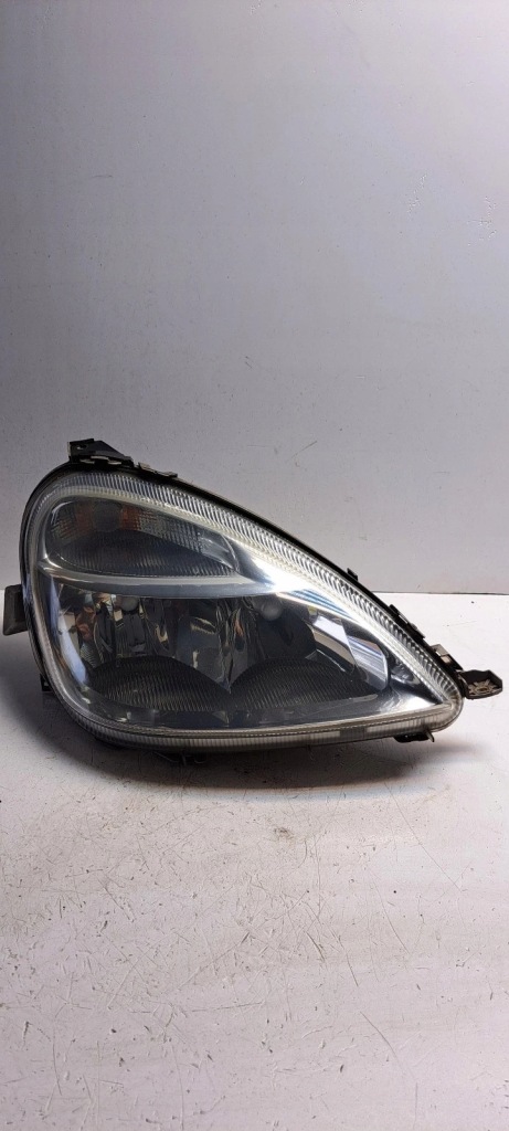 Купити Лампа перед права mercedes a klasa w168 a1688201861