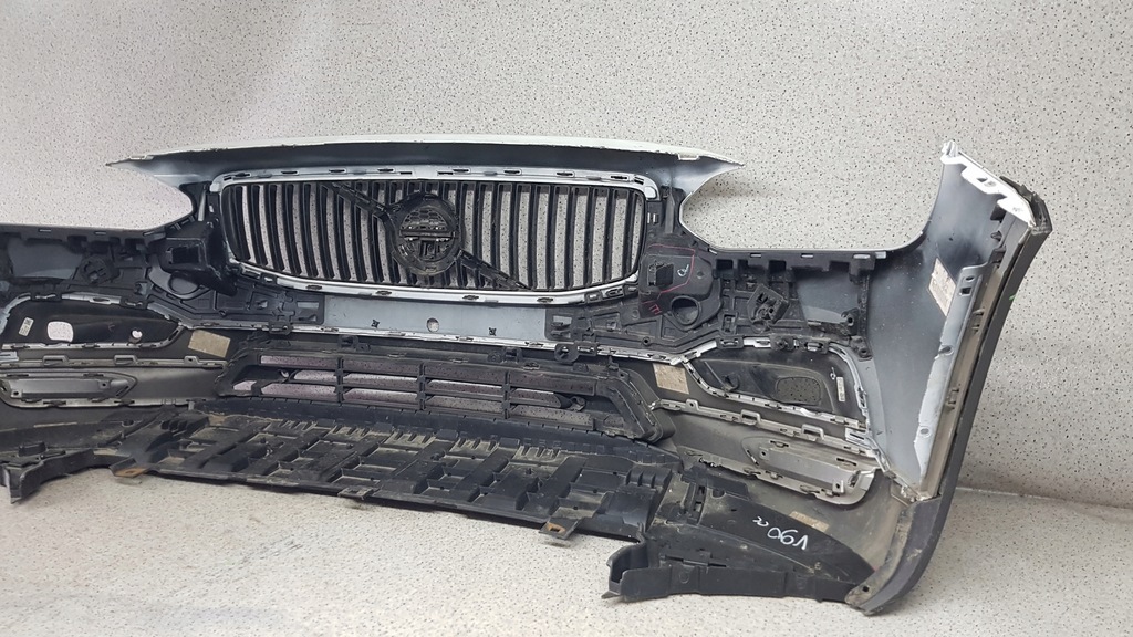 фото №11, Volvo s90 v90 cross country 2021 - бампер перед 2094