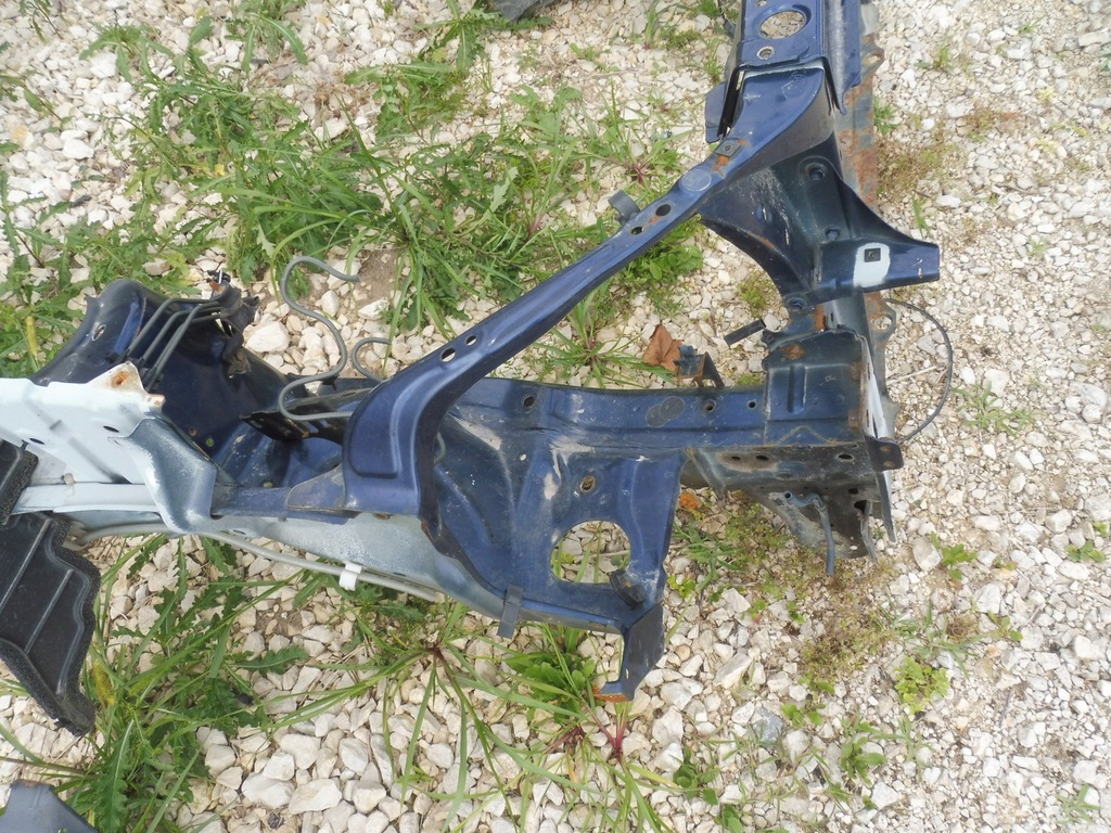 фото №5, Toyota yaris verso ii pas передний