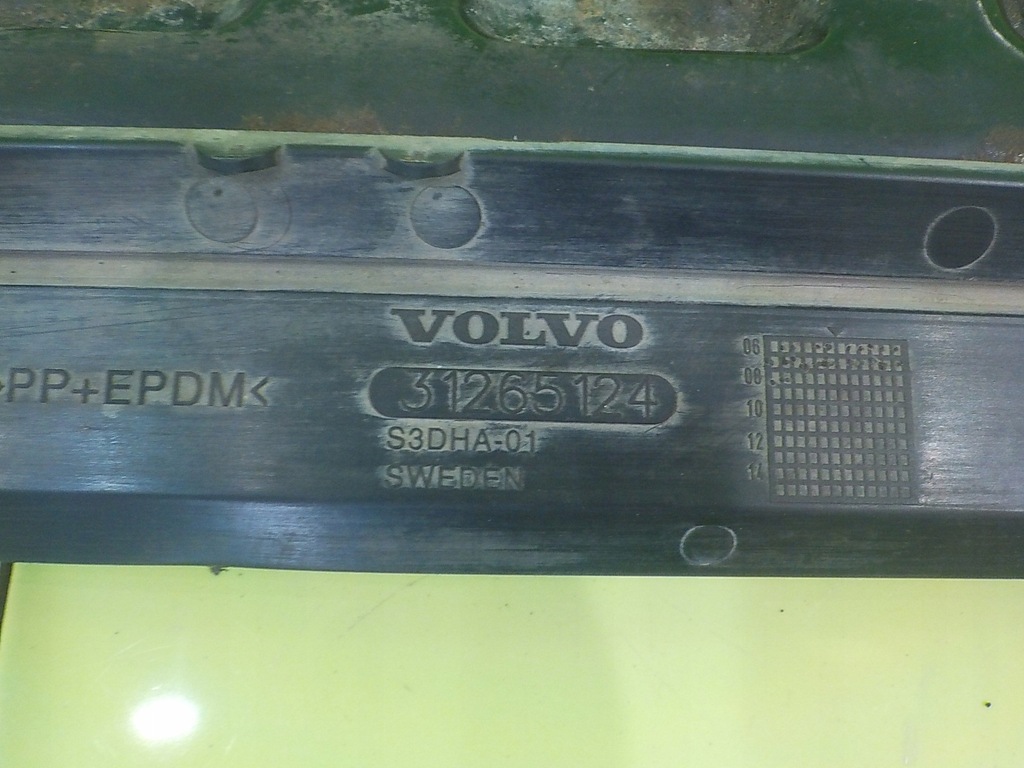 фото №7, Volvo v70 iii 2.4 d5 08r kombi 5d балка pod радиатор