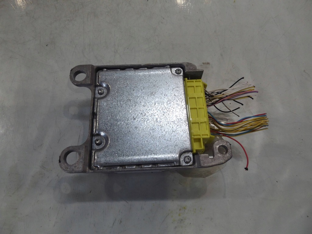 фото №3, Yaris ii датчик подушка безопасности 89170-0d210