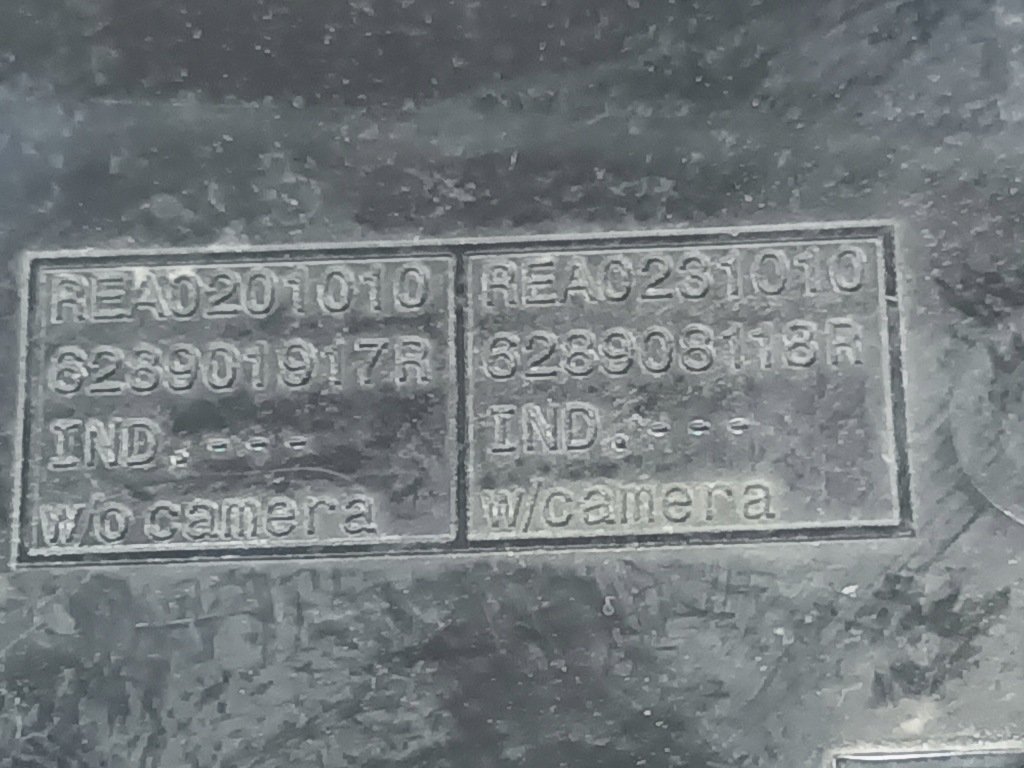 Решётка  renault megane v e-tech решётка радиатора эмблема logo значок с Разборки