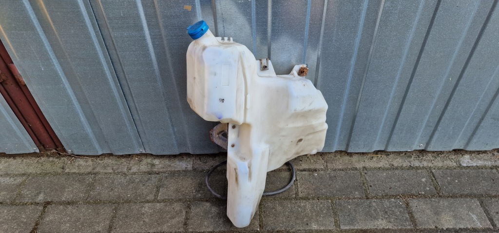 фото №1, Бак омивача fiat stilo 3d 06'