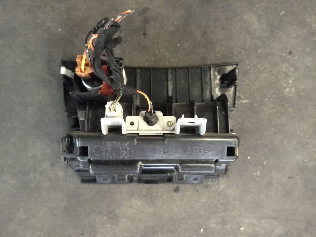 фото №8, Пепельница mazda 3 i bp4k55211