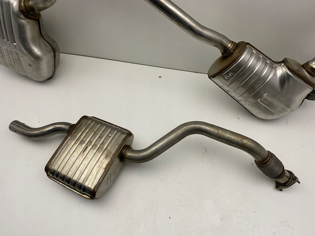 фото №5, Audi a4 b9 a5 8w ii 2 35 tfsi выхлоп гаситель 8w0253411p