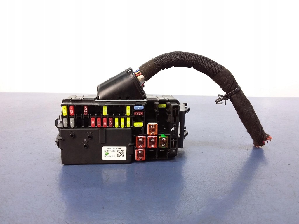 фото №1, Opel astra k 1.4 t коробка запобіжників 15533697