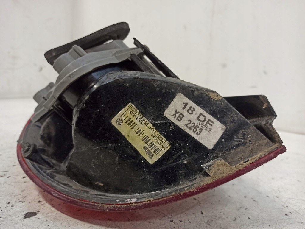 фото №11, Vw fox ii lift 06r 1.2 6v лампа правый задняя задняя valeo 5z0945096