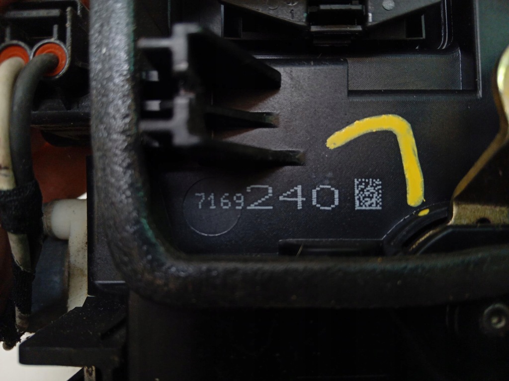 Замок правий задня 16 pin bmw 7 e65 e66 Недорого