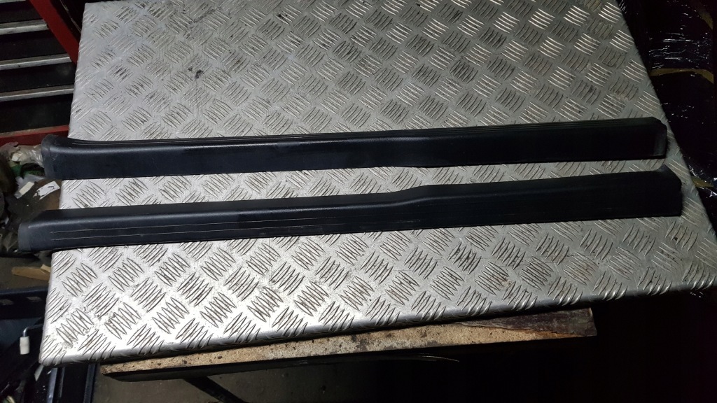 фото №2, Mercedes w203 молдинг порог левая правая coupe