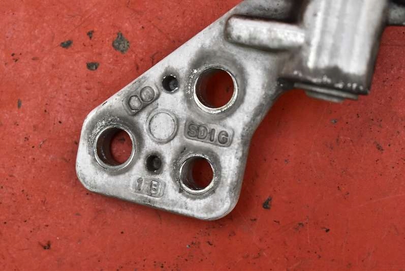 фото №8, Петля петли правого створки peugeot partner 2 ii 08-12