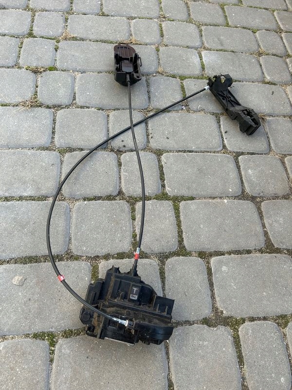 фото №1, Nissan note ручка внутренняя замок дверь правый перед 501080006