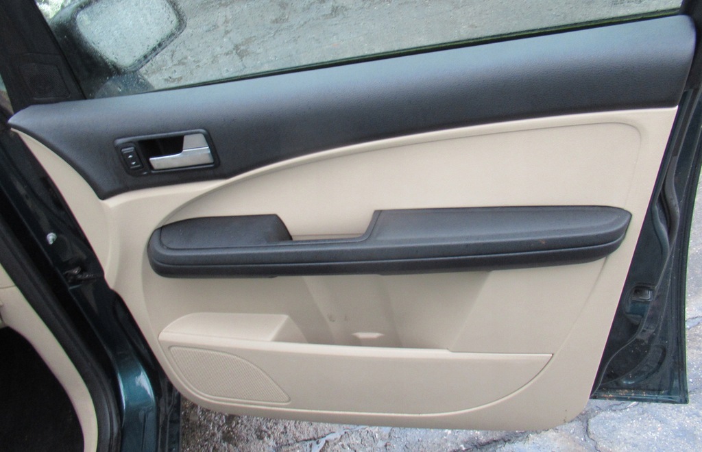 фото №1, Ford focus c-max обшивка оббивка двері права передня перед