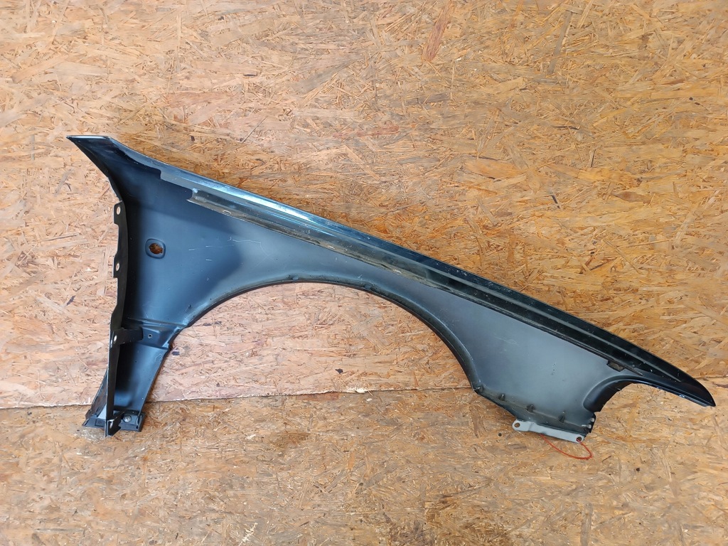 фото №10, Audi a8 d2 крыло левый перед zdrowy оригинальный 4d0821111a