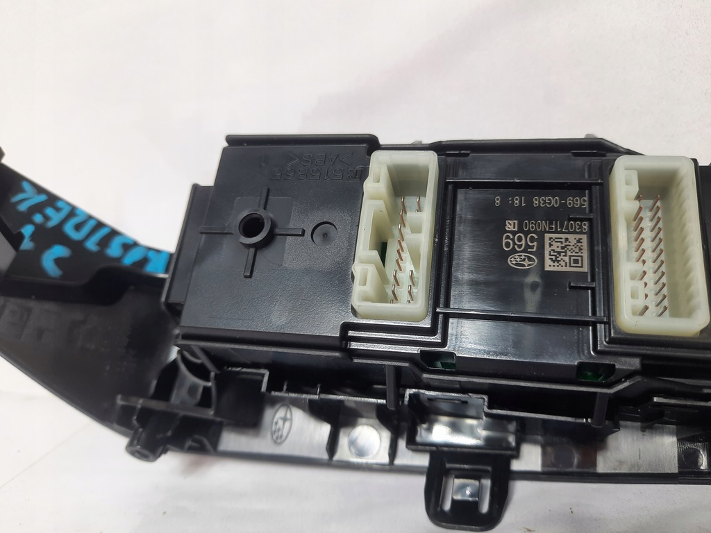 фото №10, Subaru crosstrek 17-22 переключатель окон левый перед 83071fn090 usa