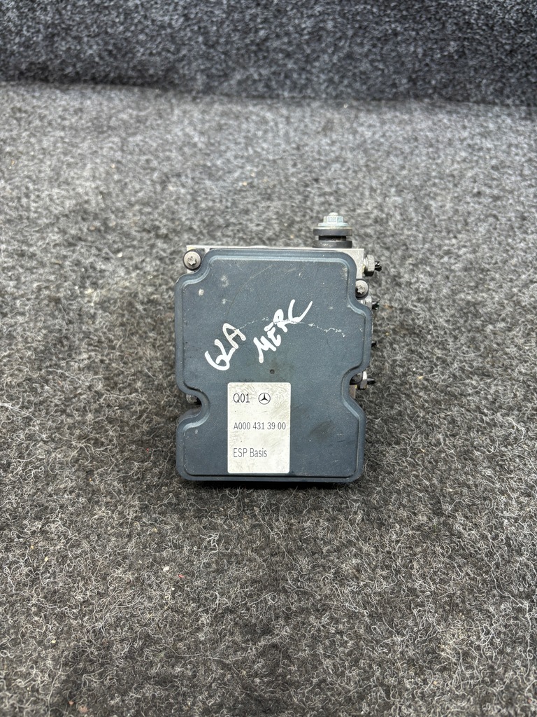 фото №1, Насос abs mercedes gla a0004319000