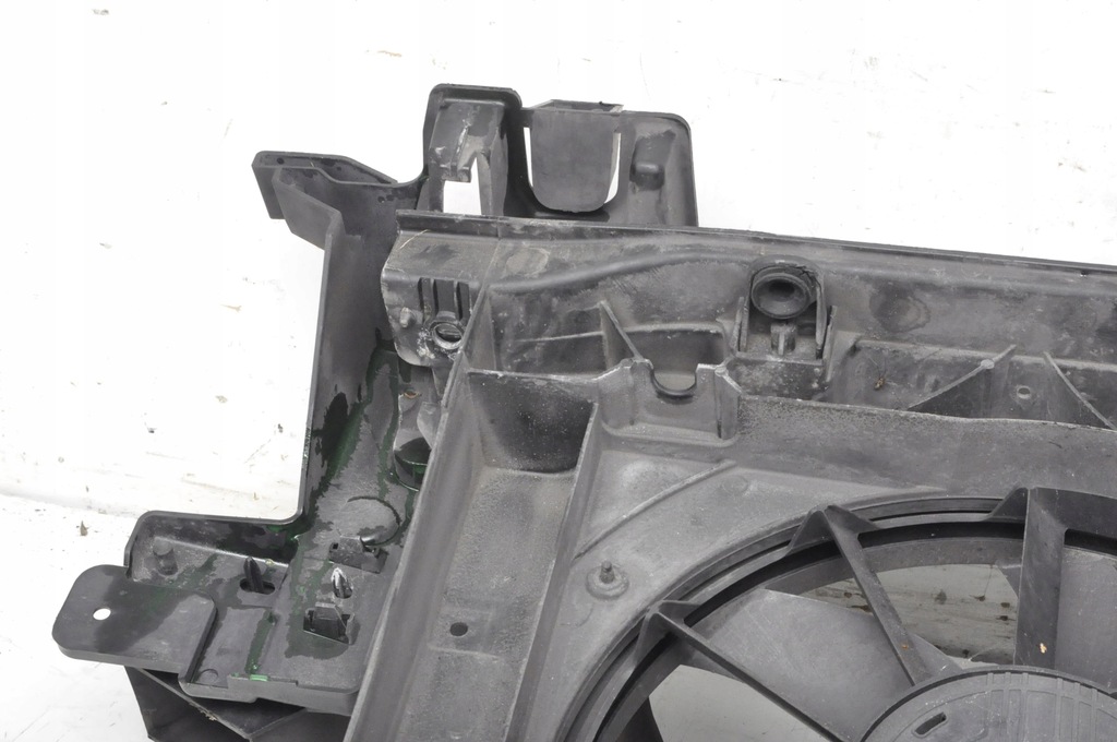 фото №7, Peugeot 407 2.7 hdi pas передний усилитель