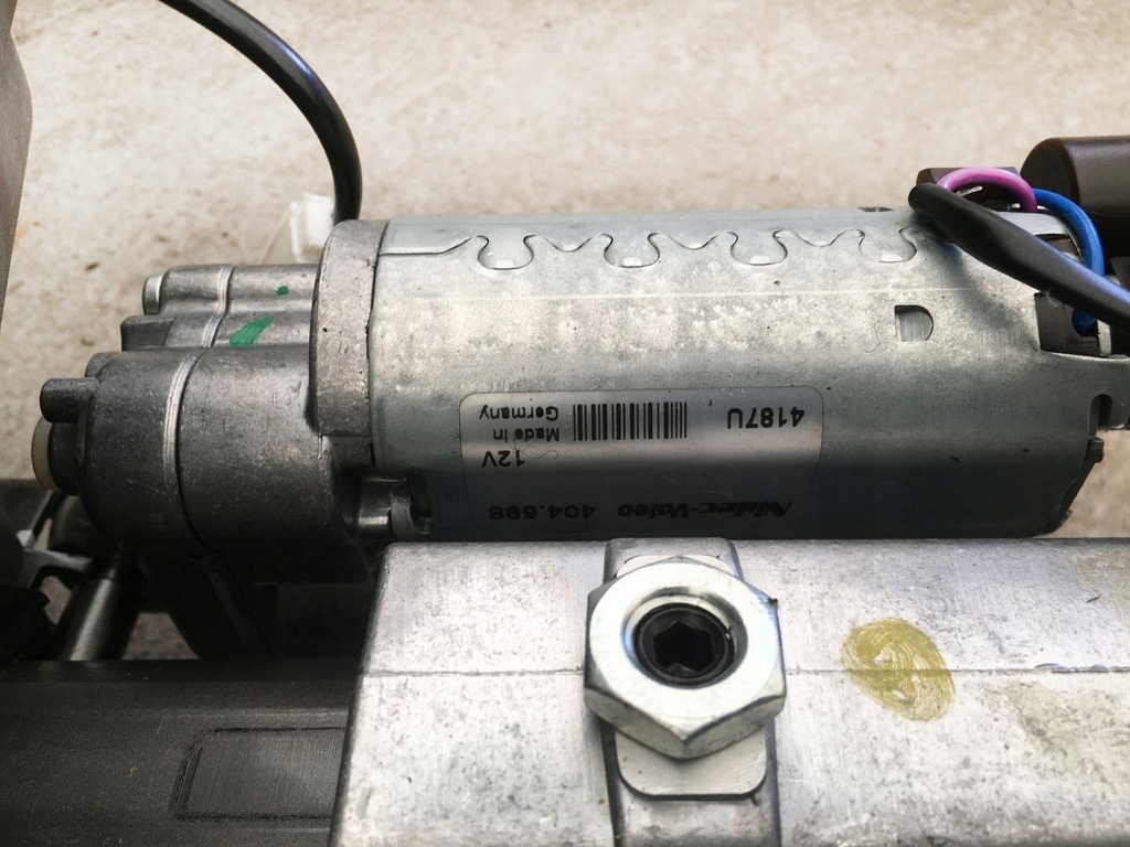 фото №10, Maserati quattroporte v колонка кермова