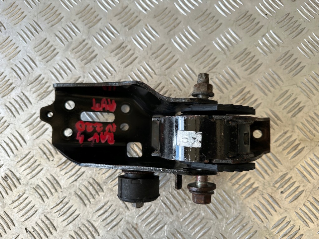 Toyota rav4 iv 13-18 2.2 d-cat aut кронштейн подушка двигуна коробки середня Ціна