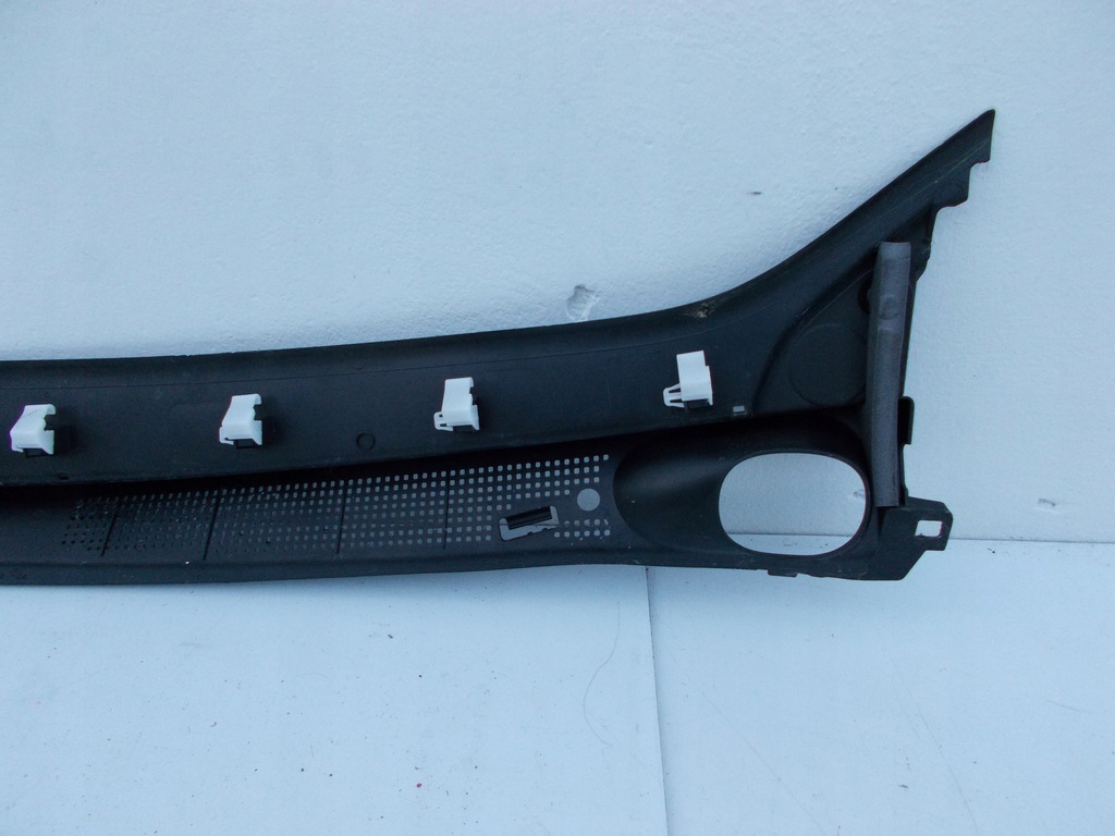 фото №9, Жабо пластиковый dacia sandero ii 668113105r