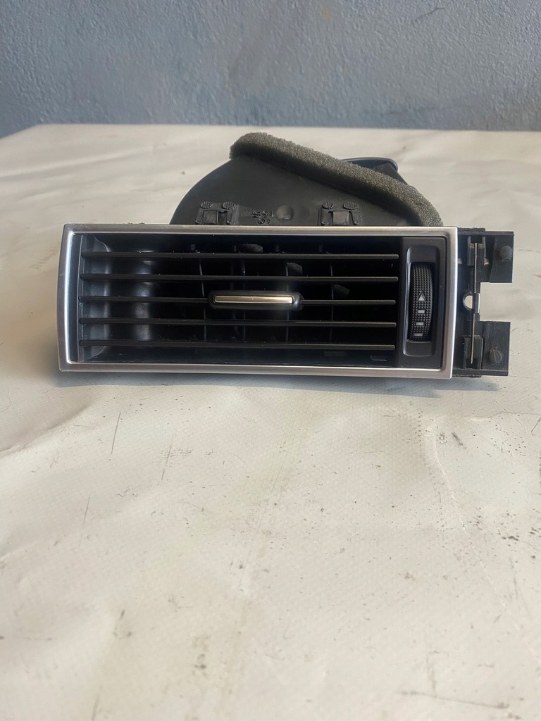 фото №1, Решітка обдув ліва 4f2820901d audi a6 c6