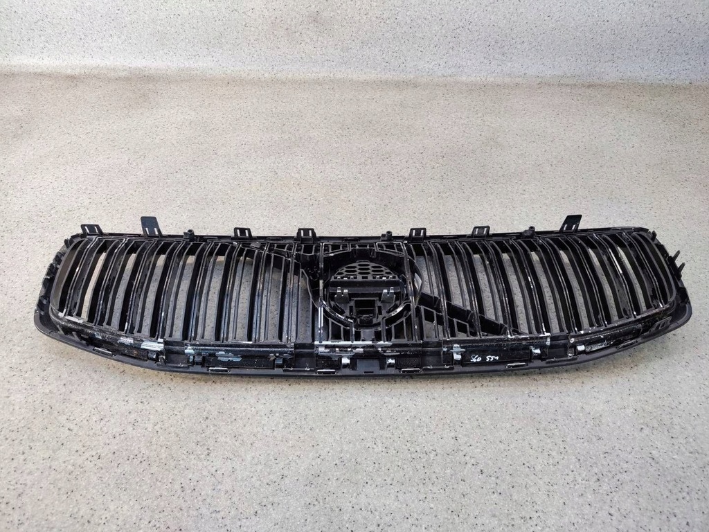 фото №8, Решётка радиатора решётка радиатора volvo s60 iii v60 ii