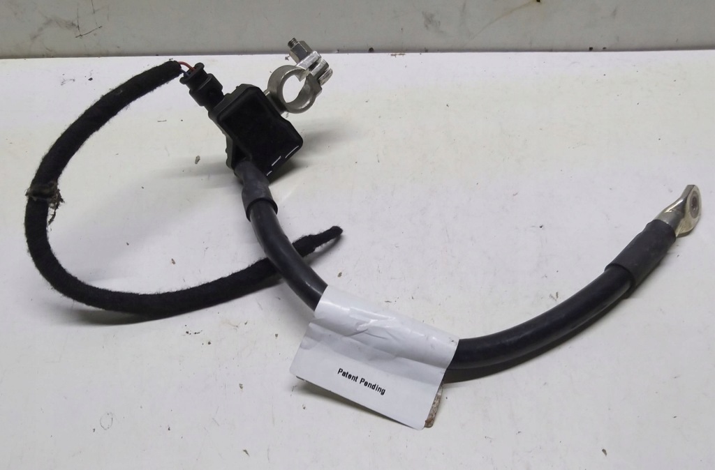 фото №1, Audi a4 a6 a5 клемма минусовая 8x0915181