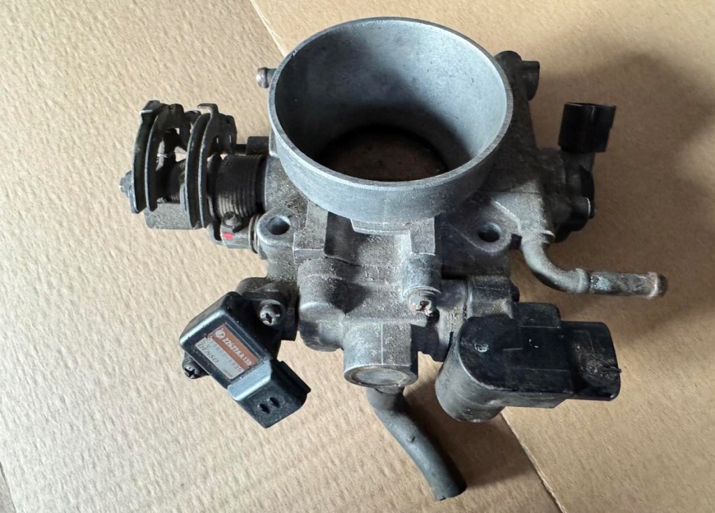 Купити Дросельна заслінка subaru legacy outback 3.0 h6 2003