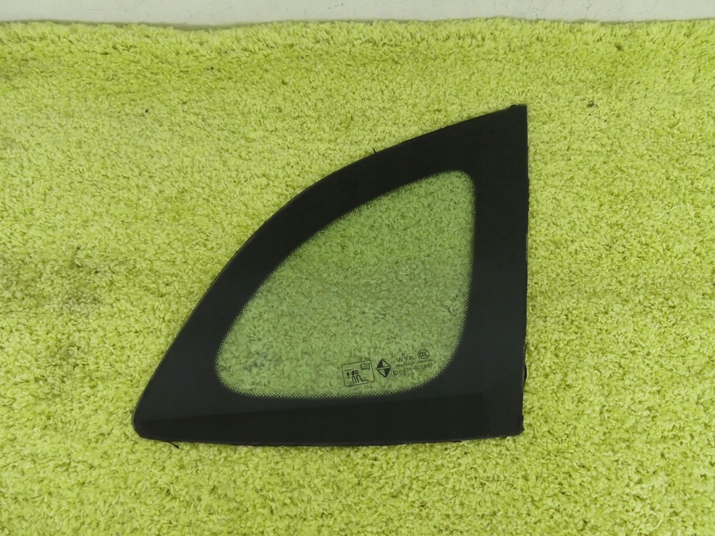 фото №1, Стекло кузовная треугольник правая borgward оригинал