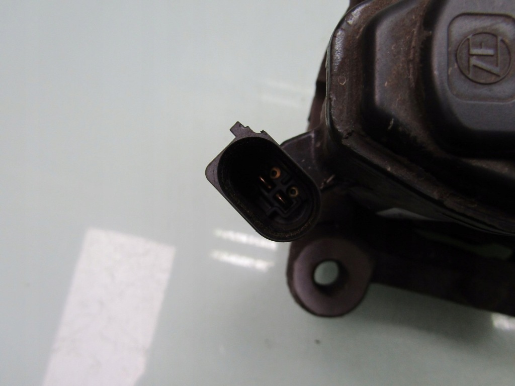 фото №7, X-trail iv t33 1.5 22r суппорт правый задний задняя задний тормозной 440006ua0a