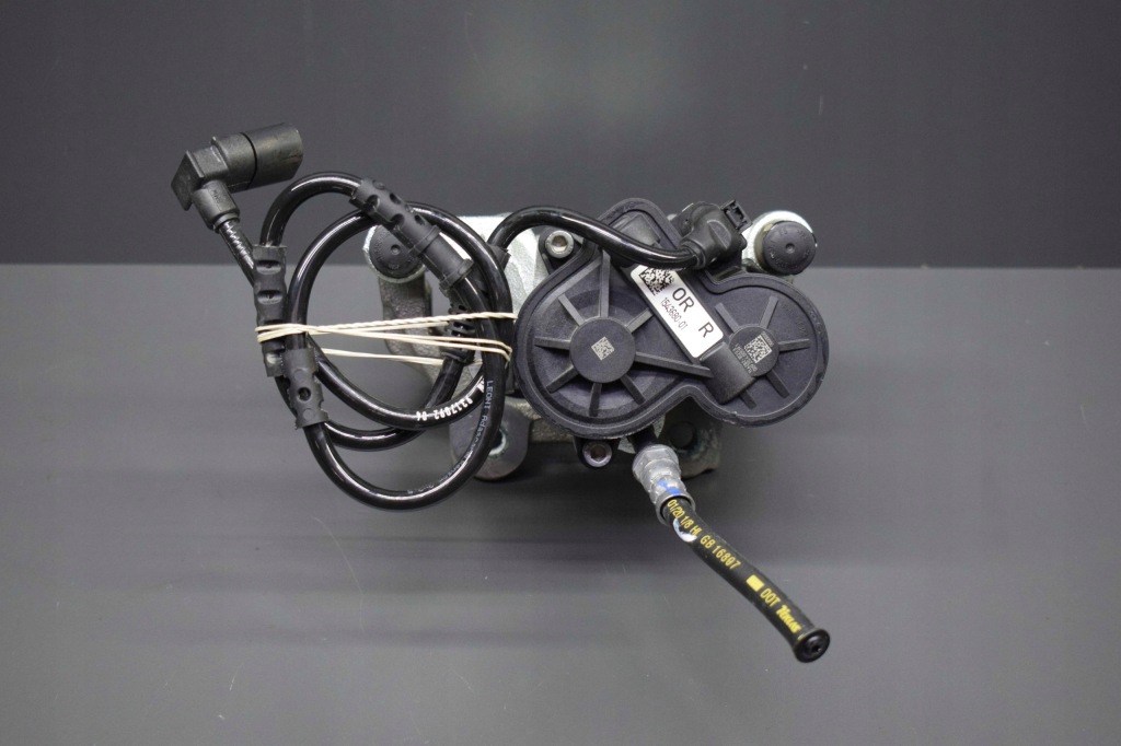 фото №7, Суппорт прижим правый задняя bmw 1 f40 2 f44 x1 f48