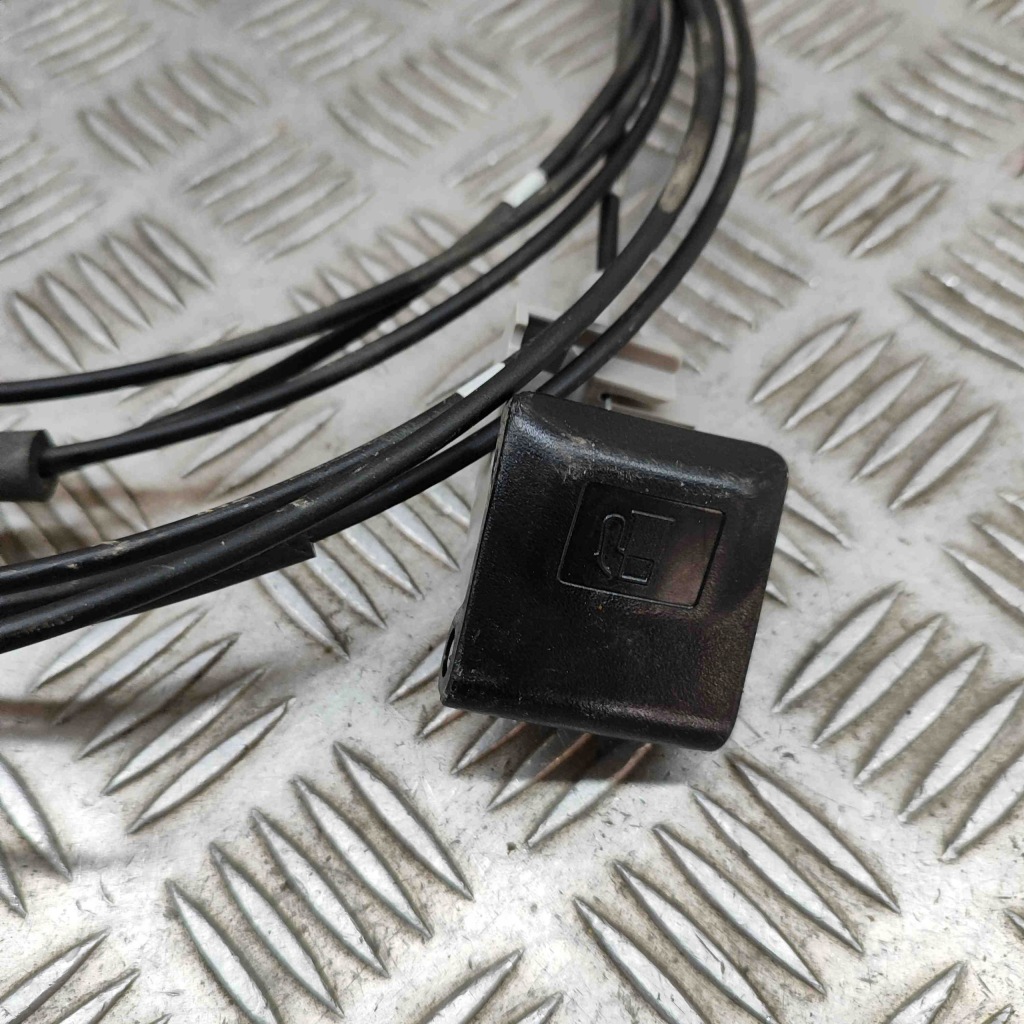 Трос открывания крышка wleweu топлива toyota land cruiser _j15_ с Разборки