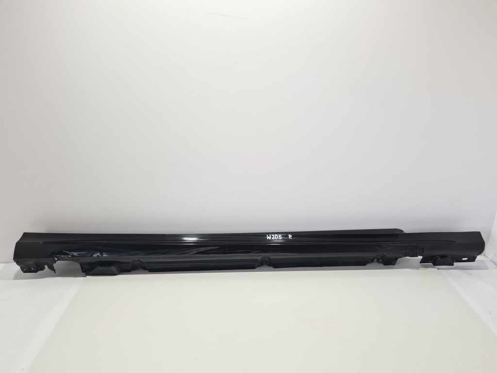 Купить Mercedes c-klasa w205 порог накладка  порог правая 197 a205690xx40