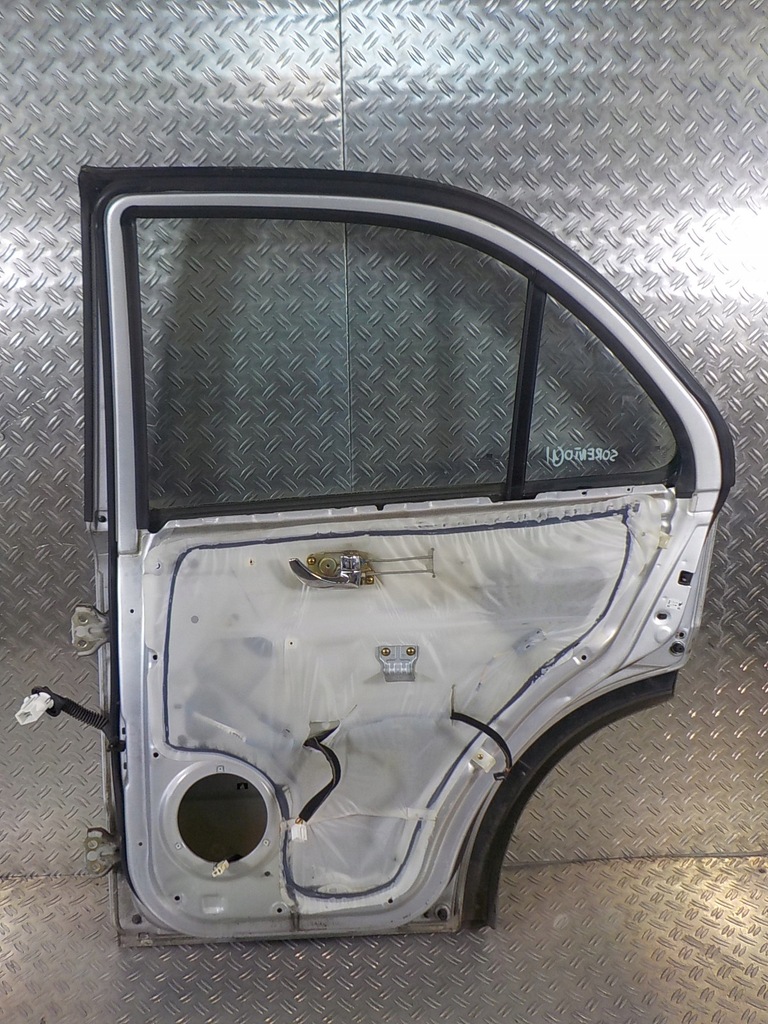 фото №7, Kia sorento 02- двері задня задні праве